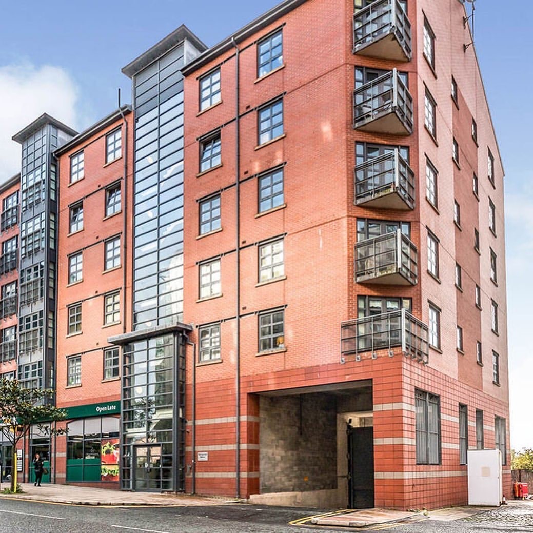Flat For Sale in Manchester – England- UK